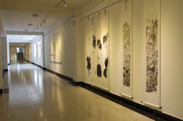 77779193永利官网集团举办迎新国画教师小品展