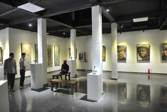 77779193永利官网集团举办油画毕业创作展