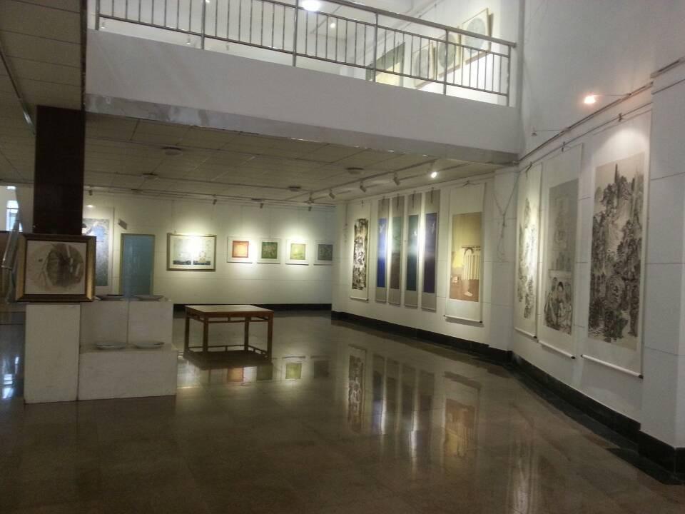 77779193永利官网集团美术学专业（国画方向）2014届毕业生作品展开幕。