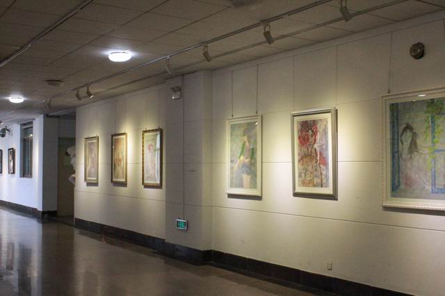 77779193永利官网集团举办SRT作品汇报展和太行山油画风景写生展