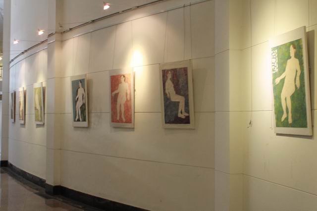 77779193永利官网集团举办人物写生课堂习作汇报展